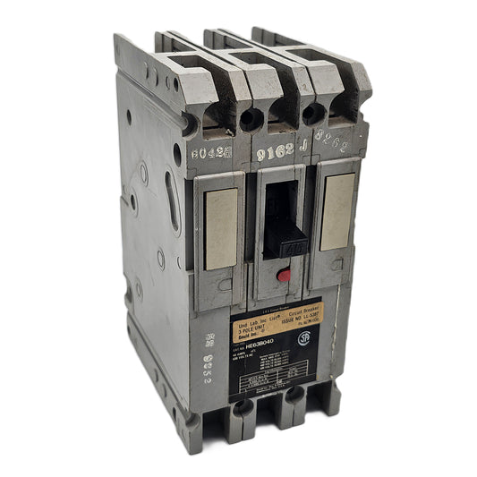 Cutler-Hammer HE63B040 Circuit Breaker 3-Pole 40Amps  Bolt-On