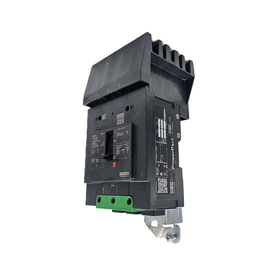Square D PowerPact BGA34030Y Circuit Breaker 3-Pole, 30 Amp, 600V AC, Bolt-On, PowerPact BG Frame