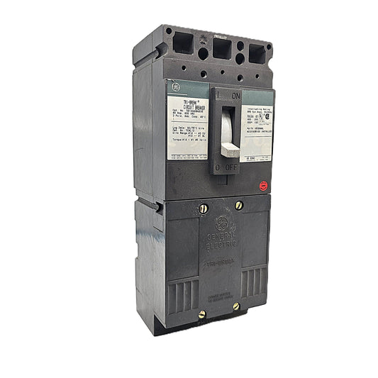 General Electric TB13040BWE05 Circuit Breaker 3-Pole, 40 Amp Frame, 600V AC, 250V DC, Bolt-On, TJK Frame – Tri-Break Series