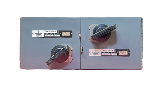 Canadian General Electric (CGE) PDQ63636 Dual P.D.Q. Safety Switch Assembly 2 × 3-Pole, 60A Each, 600V AC, Non-Fusible, Rotary Handle, NEMA 1