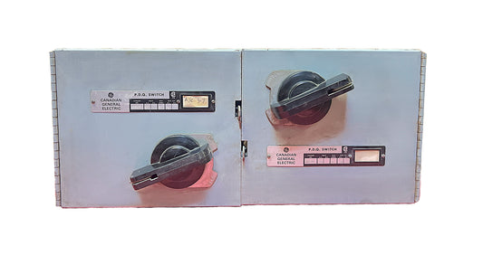 Canadian General Electric (CGE) PDQ333360 Dual P.D.Q. Safety Switch Assembly 2 × 3-Pole,  30A Each, 600V AC, Non-Fusible, Rotary Handle, NEMA 1