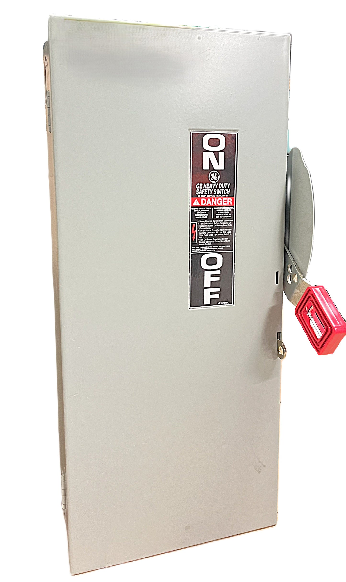 GE  Heavy Duty Safety Switch  30A, 600V AC / 250V DC, 3-Pole, Fusible